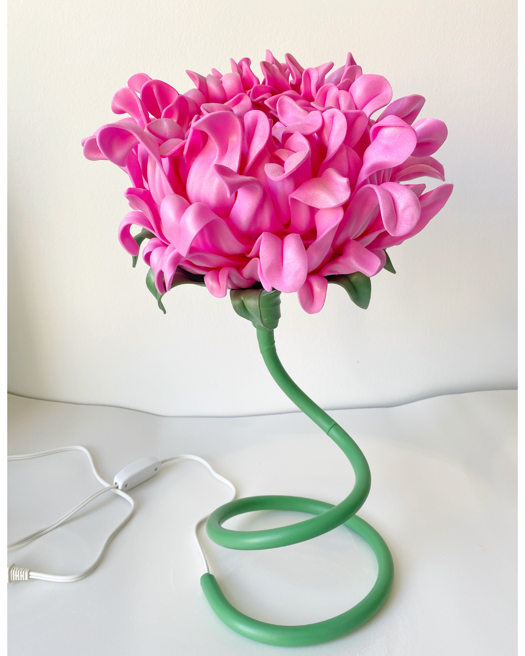 SALE- Magenta pink twisty stem flower lamp