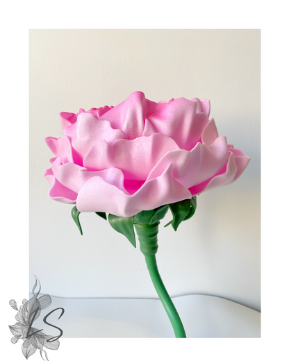 Rose pink twisty stem flower lamp